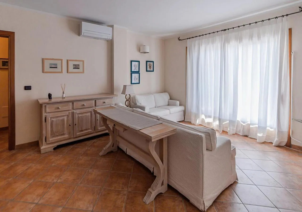 Pgs Immobiliare Srls Terramare Trilocale Con Balcone Vista Mare La Maddalena Apartamento La Maddalena (Sassari)