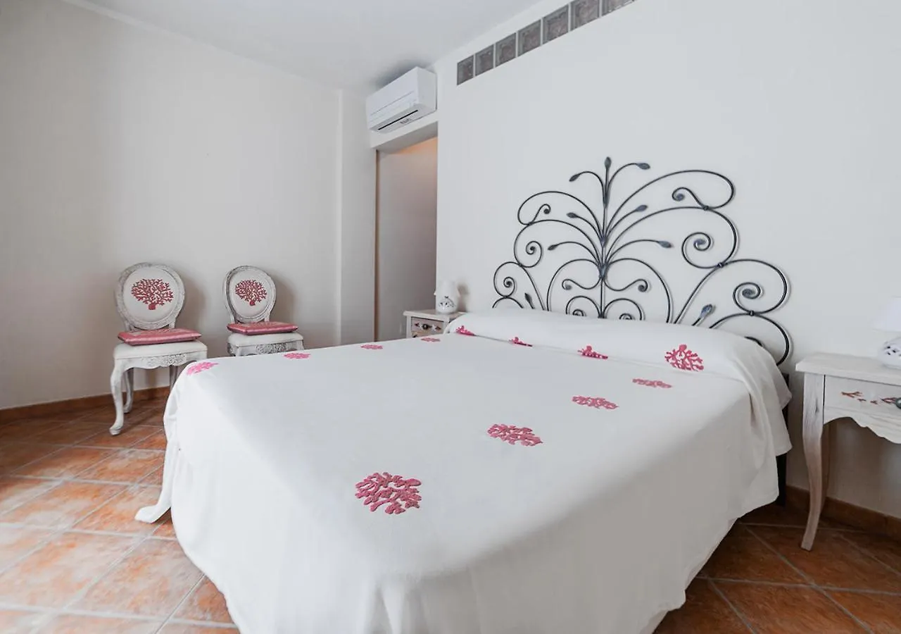 Pgs Immobiliare Srls Terramare Trilocale Con Balcone Vista Mare La Maddalena Apartamento 0*, La Maddalena (Sassari)