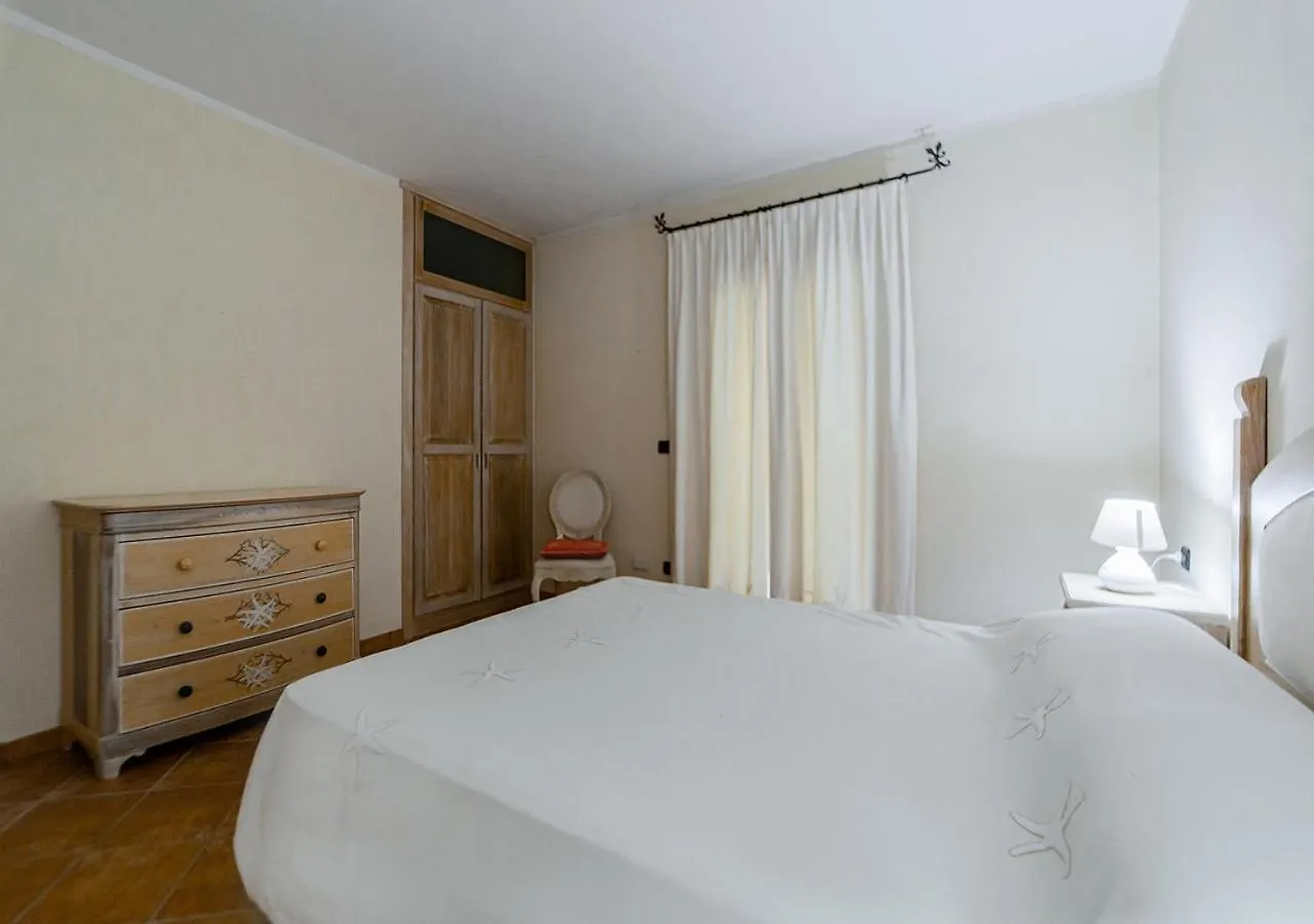 Pgs Immobiliare Srls Terramare Trilocale Con Balcone Vista Mare La Maddalena Apartamento